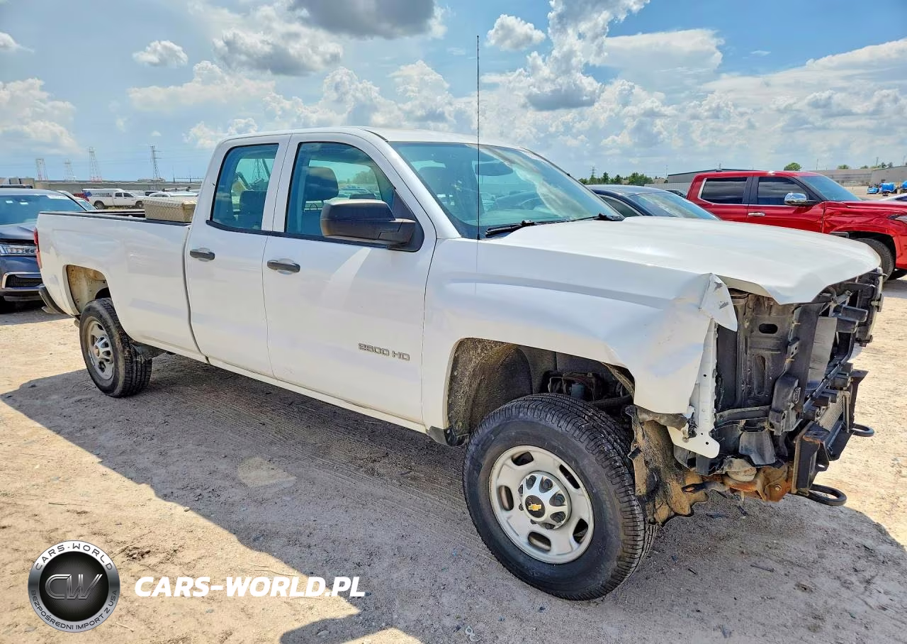 2015 Chevrolet Silverado C2500 Heavy Duty VIN:1GC2CUEG8FZ543534 - 4