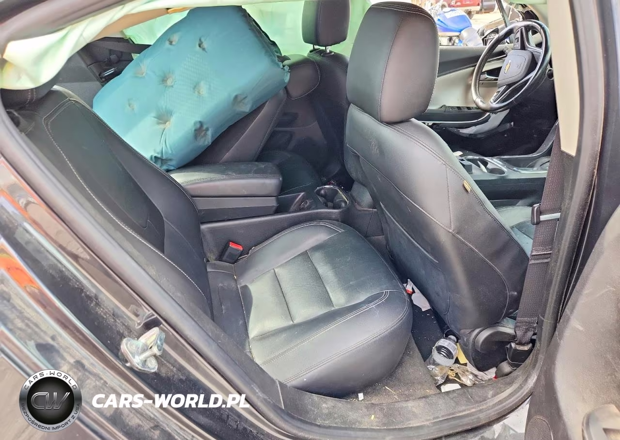 2015 Chevrolet Volt VIN:1G1RD6E43FU125434 - 10