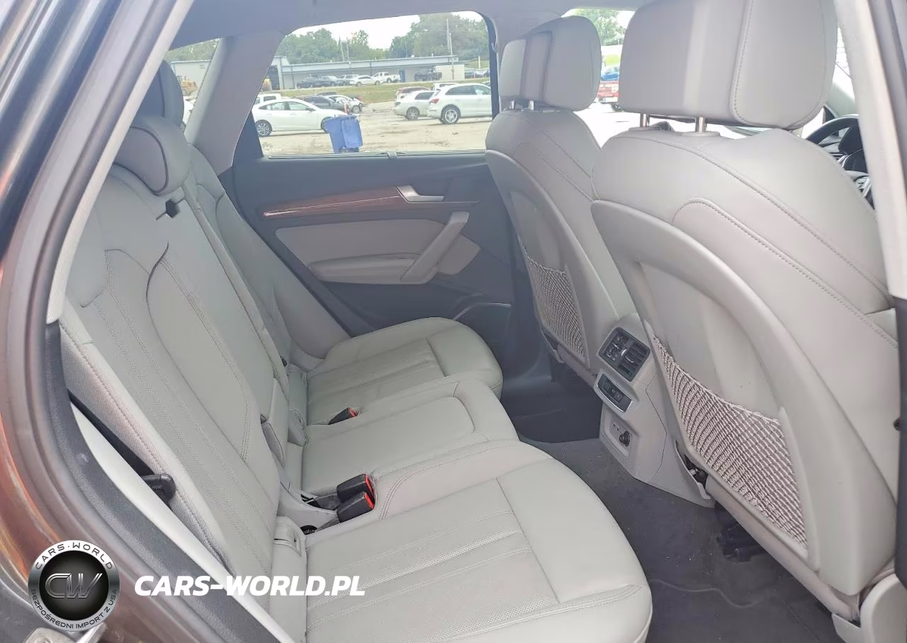 2021 Audi Q5 E Premium Plus VIN:WA1E2AFY2M2125945 - 10