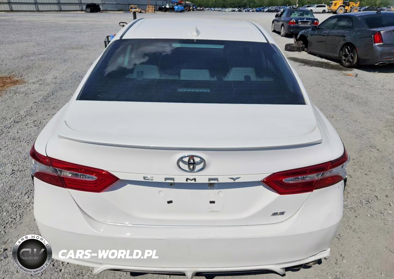 2020 Toyota Camry Se VIN:4T1G11AK3LU306538 - 6