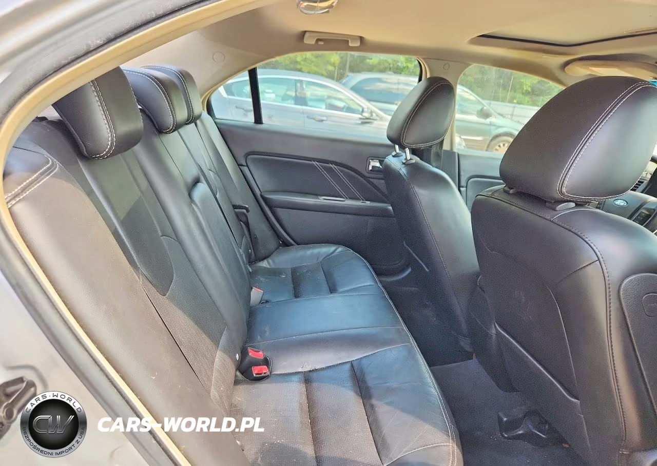 2010 Ford Fusion Sport VIN:3FAHP0KC0AR359720 - 10