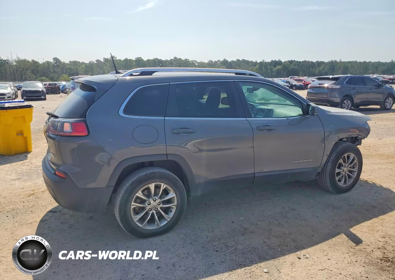 2020 Jeep Cherokee Latitude Plus VIN:1C4PJMLB3LD509514 - 3