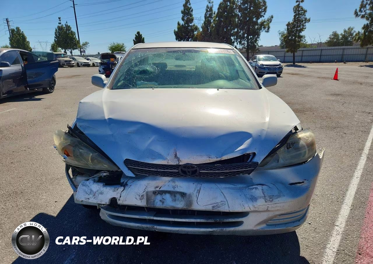 2003 Toyota Camry Le VIN:4T1BE32K53U742333 - 5