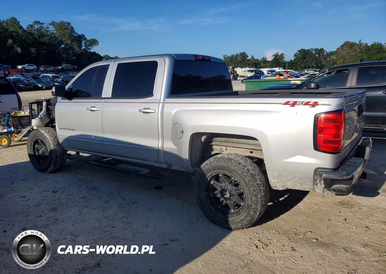 2018 Chevrolet Silverado K1500 Lt VIN:3GCUKREC5JG479211 - 2