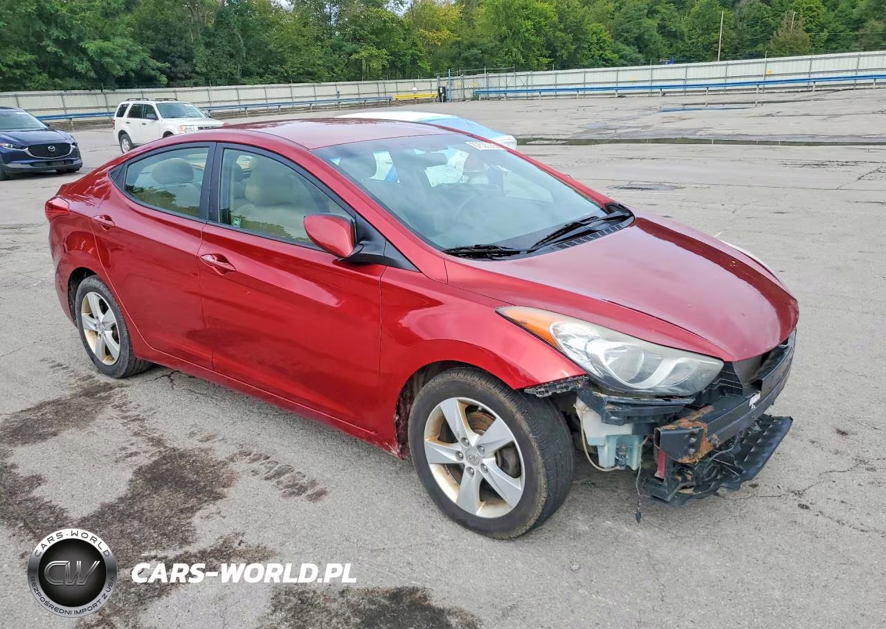 2013 Hyundai Elantra Gls VIN:5NPDH4AE6DH227312 - 4