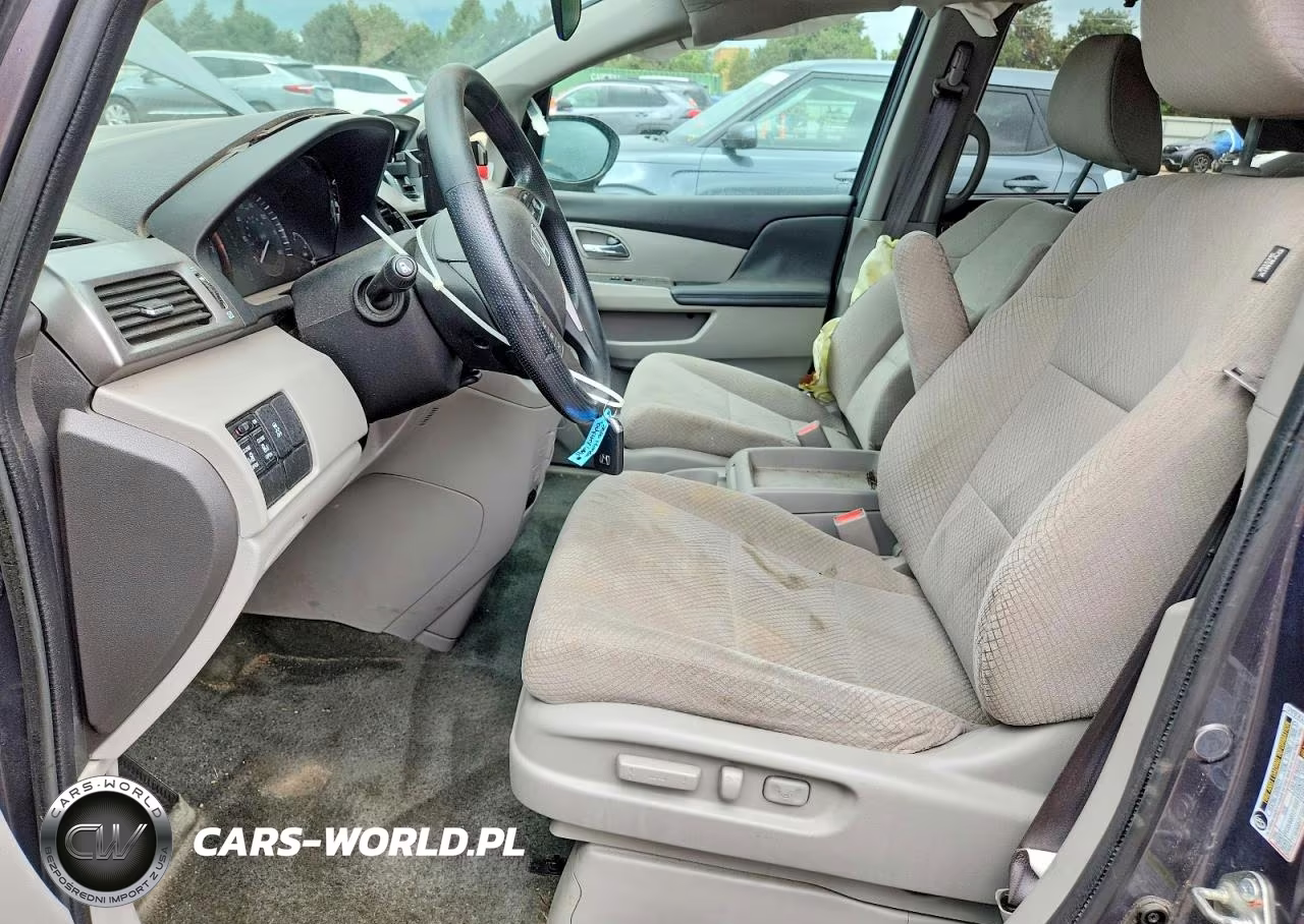 2016 Honda Odyssey Se VIN:5FNRL5H39GB096457 - 7