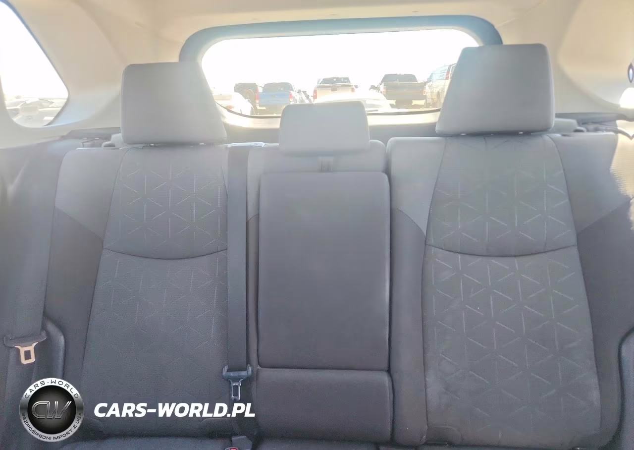 2020 Toyota Rav4 Xle VIN:2T3W1RFV9LC049133 - 10