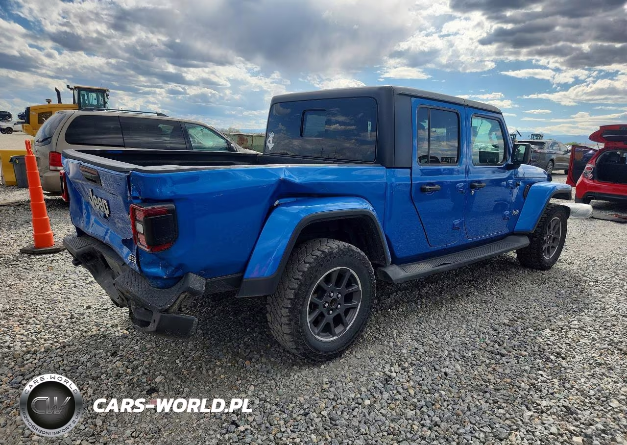 2020 Jeep Gladiator Overland VIN:1C6HJTFG1LL206993 - 3