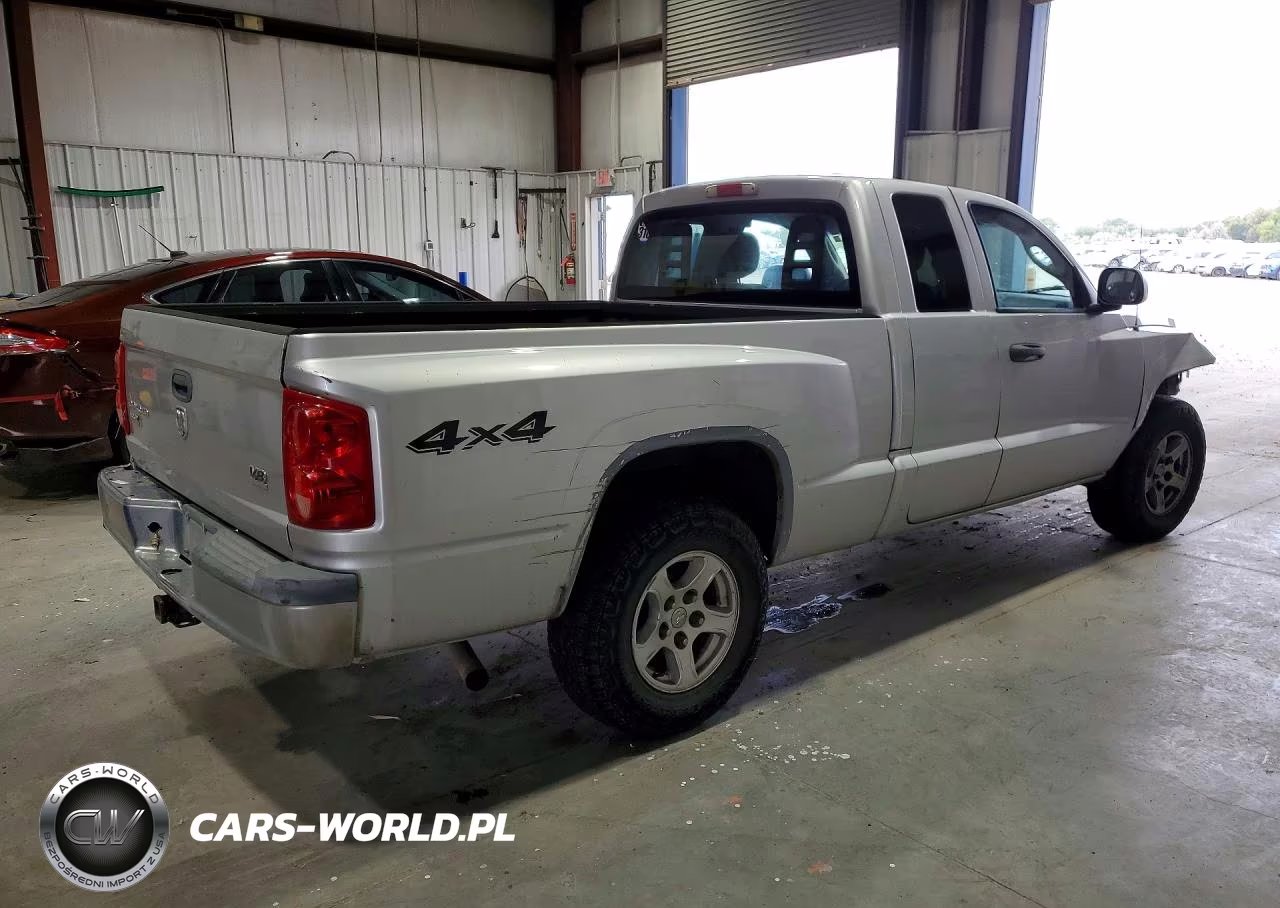 2005 Dodge Dakota Slt VIN:1D7HW42N05S315500 - 3