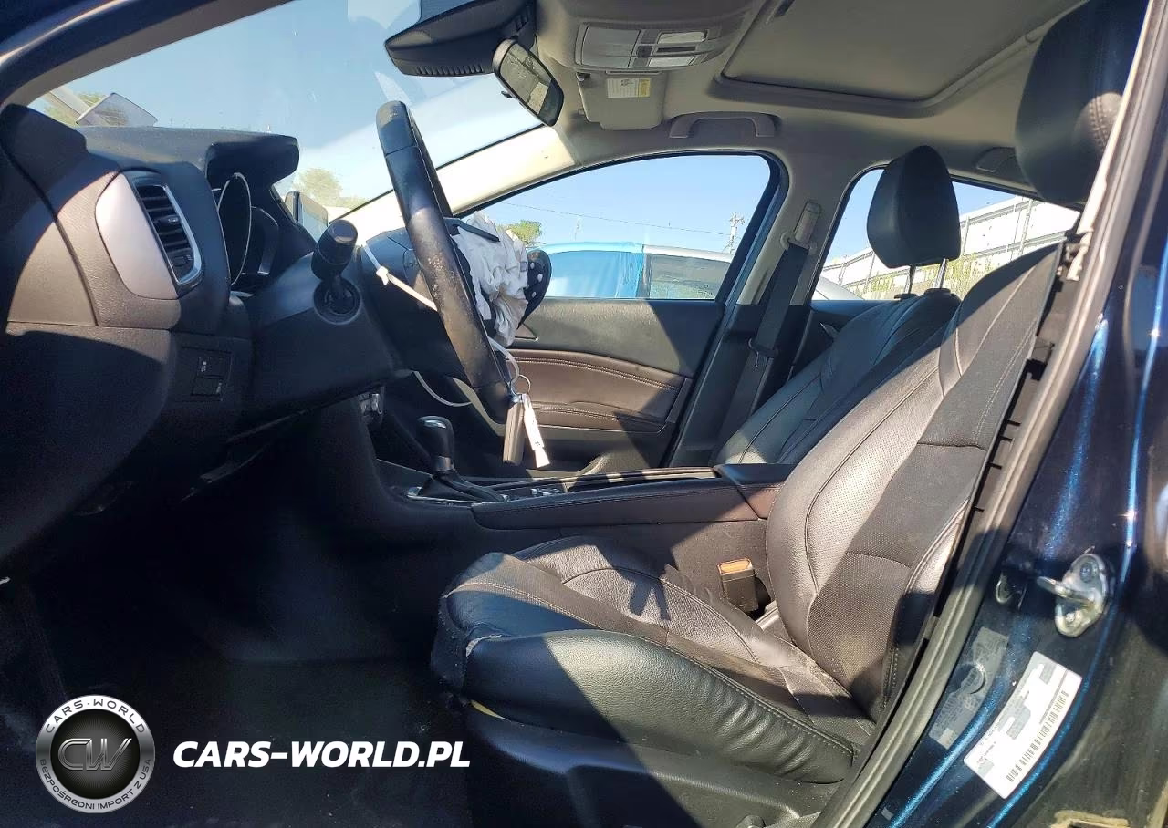 2018 Mazda 3 Grand Touring VIN:3MZBN1M31JM193226 - 7