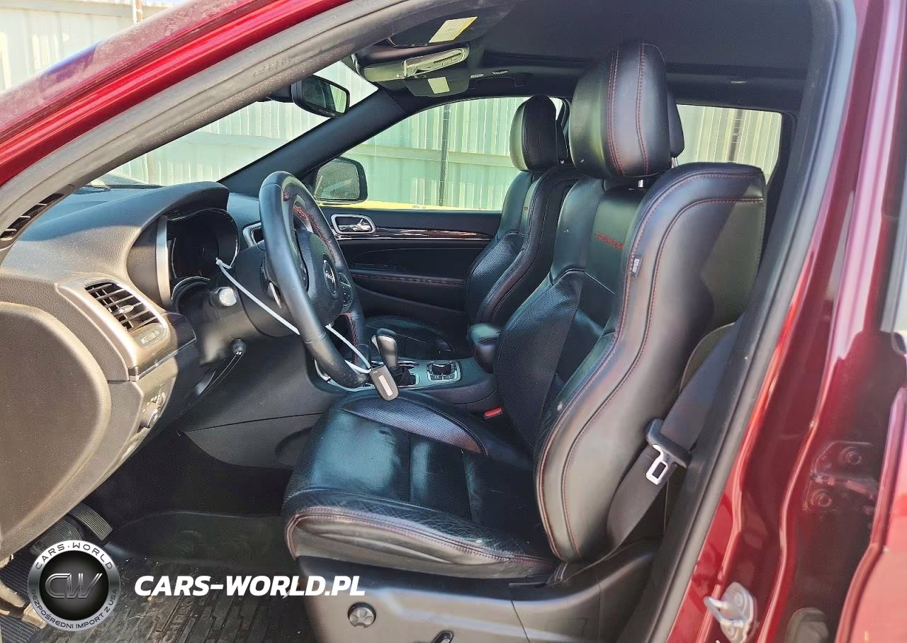 2018 Jeep Grand Cherokee Trailhawk VIN:1C4RJFLT1JC365641 - 7