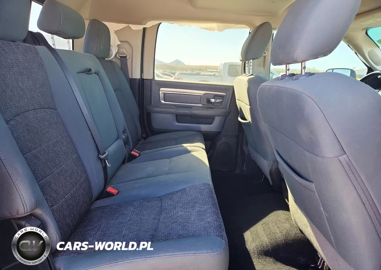 2018 Ram 2500 Slt VIN:3C6UR5MJ7JG161392 - 10