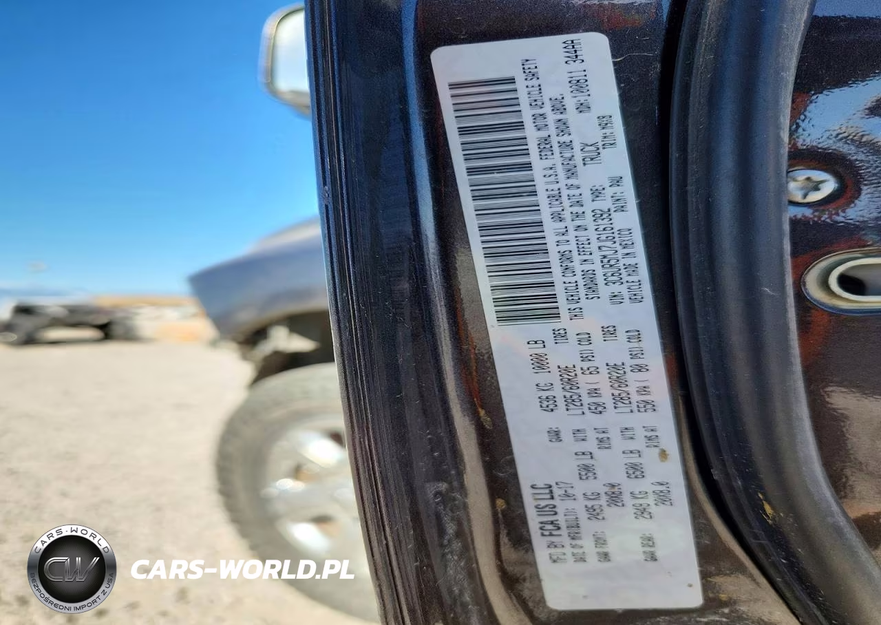 2018 Ram 2500 Slt VIN:3C6UR5MJ7JG161392 - 13