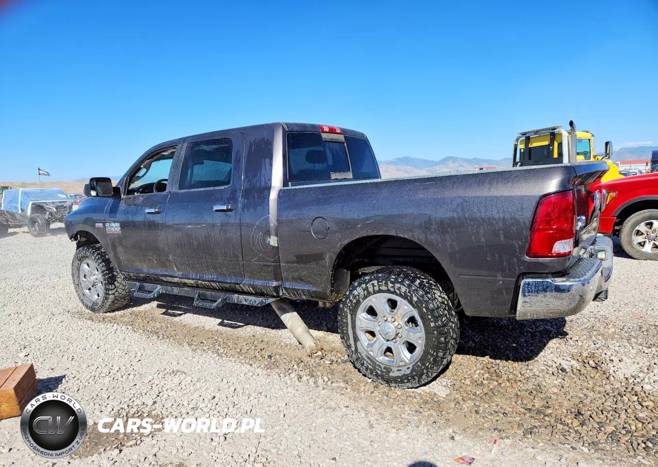 2018 Ram 2500 Slt VIN:3C6UR5MJ7JG161392 - 2