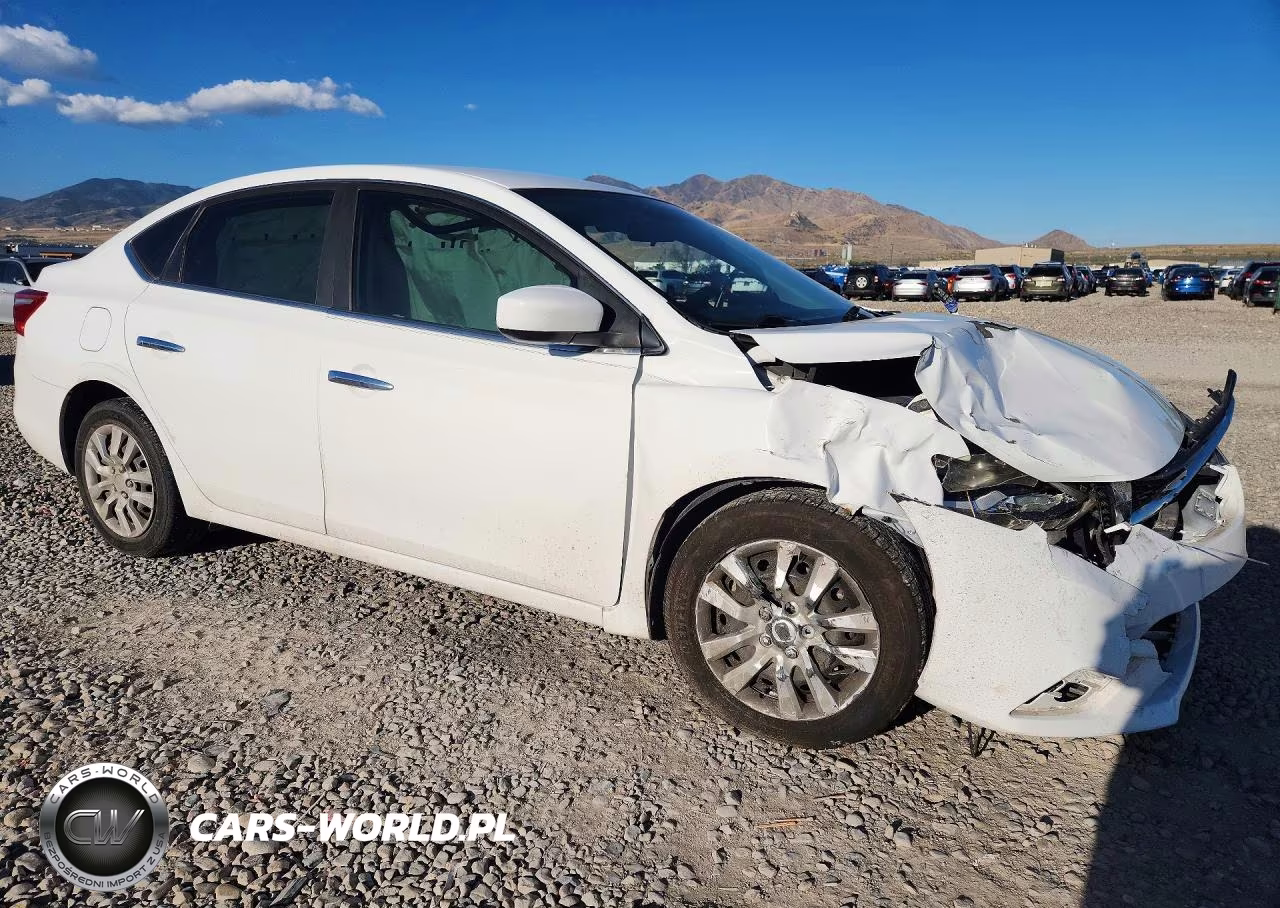 2017 Nissan Sentra S VIN:3N1AB7AP2HY368882 - 4