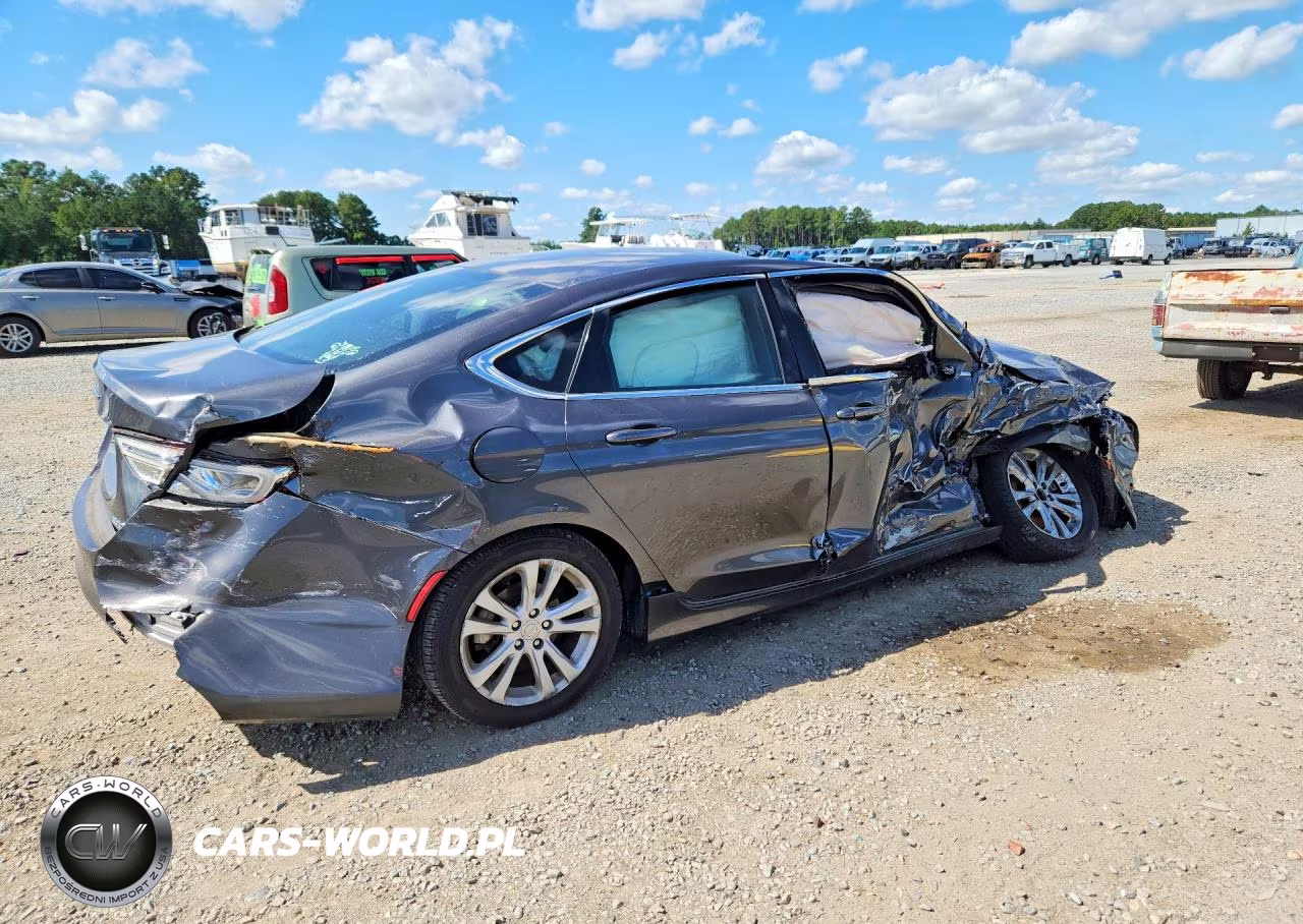 2015 Chrysler 200 Limited VIN:1C3CCCAB5FN697025 - 3