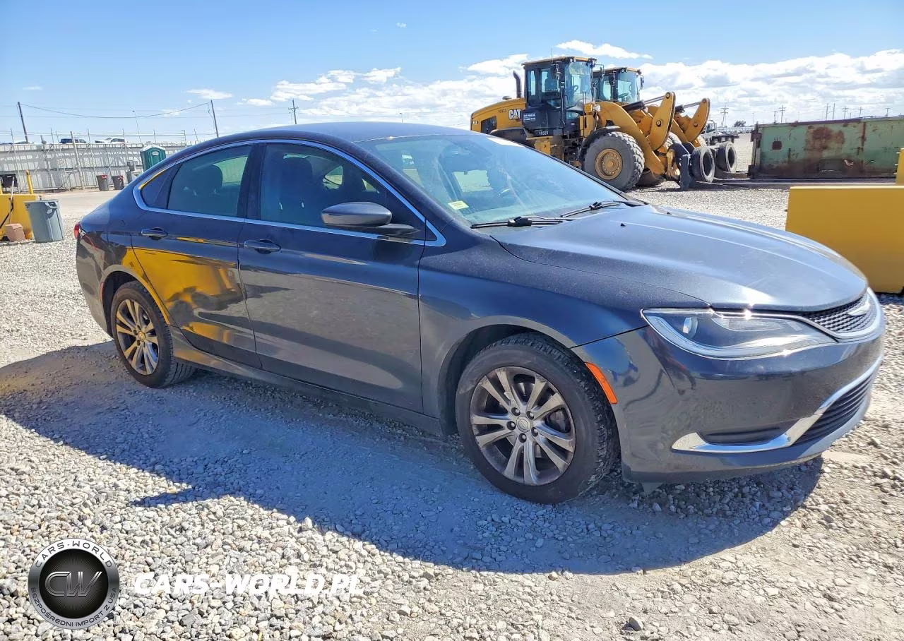 2016 Chrysler 200 Limited VIN:1C3CCCAB4GN170417 - 4