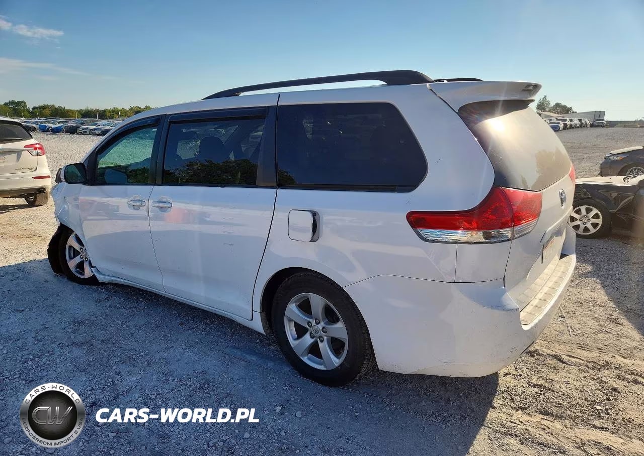 2011 Toyota Sienna Le VIN:5TDKK3DC6BS146282 - 2