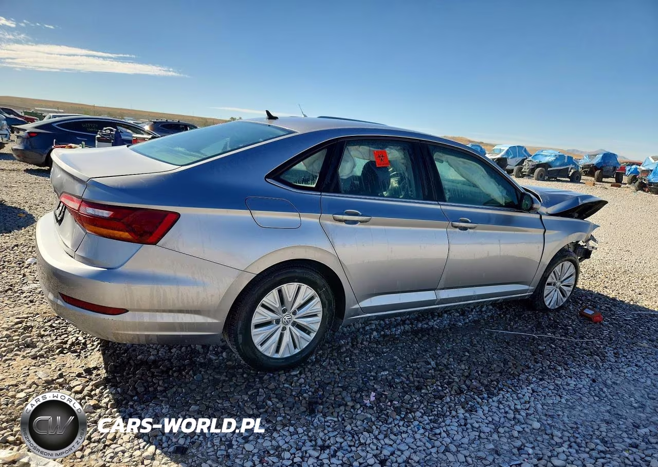 2019 Volkswagen Jetta S VIN:3VWC57BU7KM171526 - 3