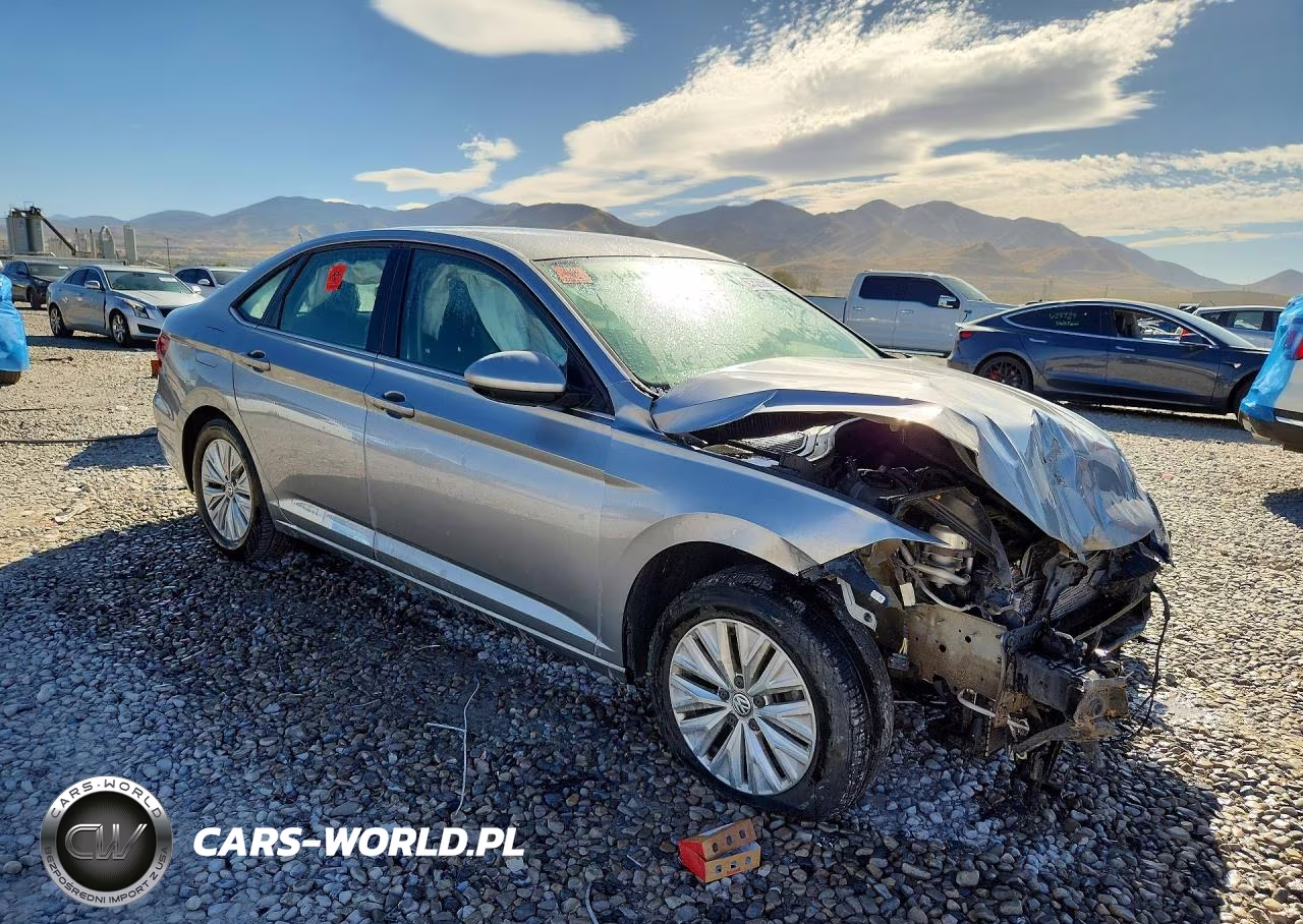 2019 Volkswagen Jetta S VIN:3VWC57BU7KM171526 - 4