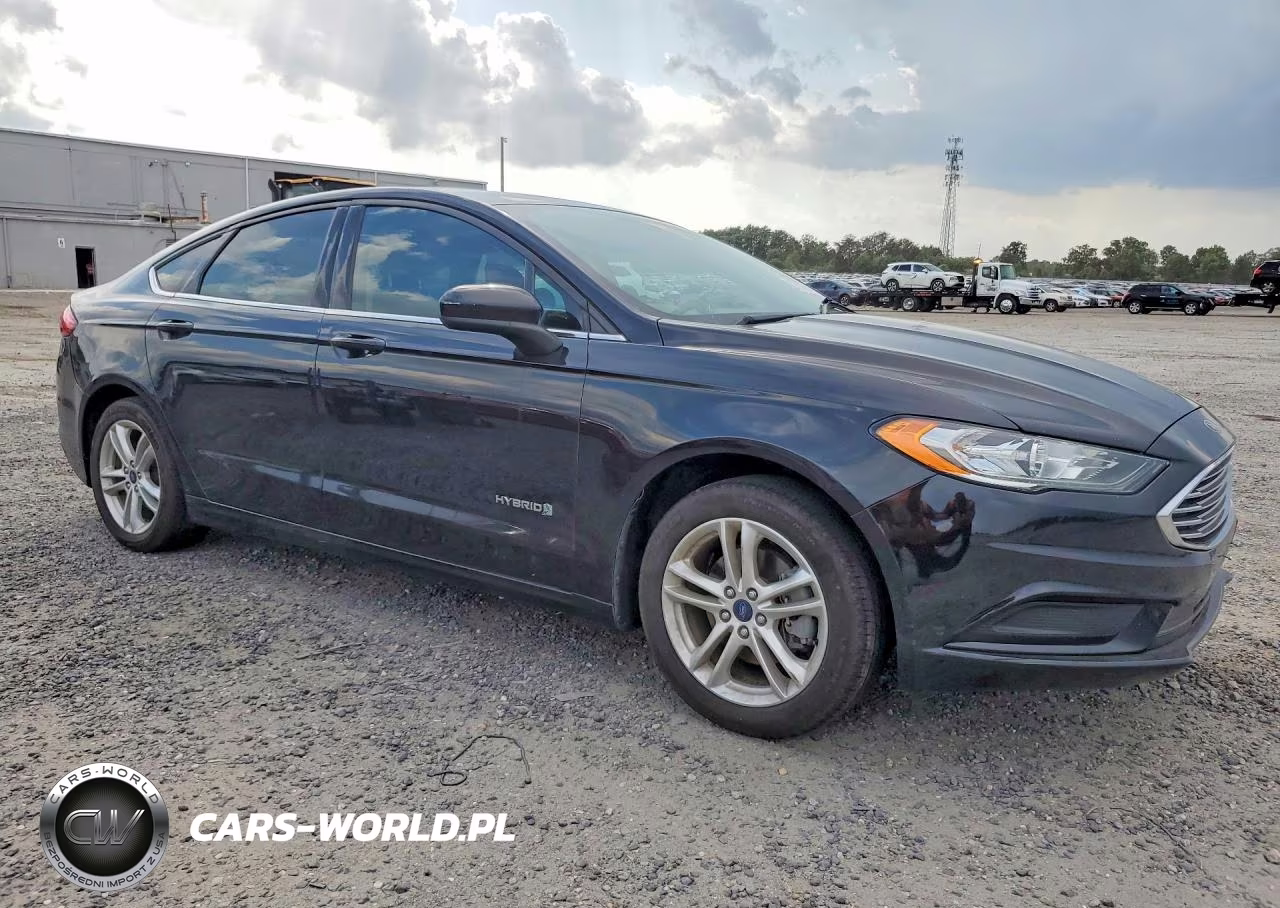 2018 Ford Fusion Se Hybrid VIN:3FA6P0LU9JR171048 - 4