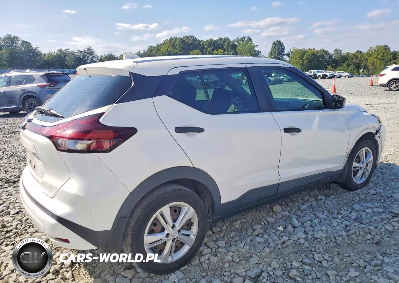 2021 Nissan Kicks S VIN:3N1CP5BV3ML539397 - 3