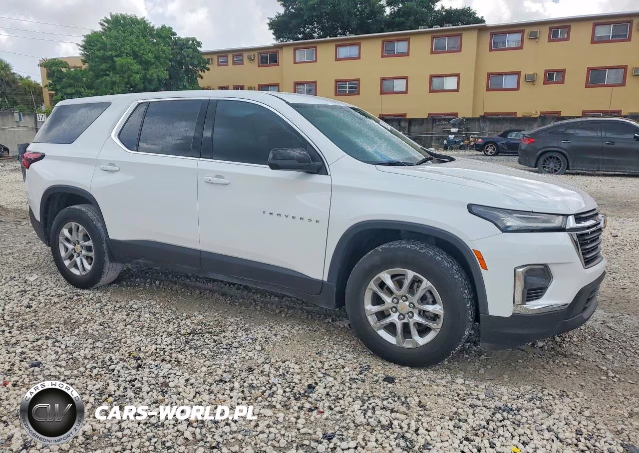 2023 Chevrolet Traverse Ls VIN:1GNERFKW7PJ342914 - 4
