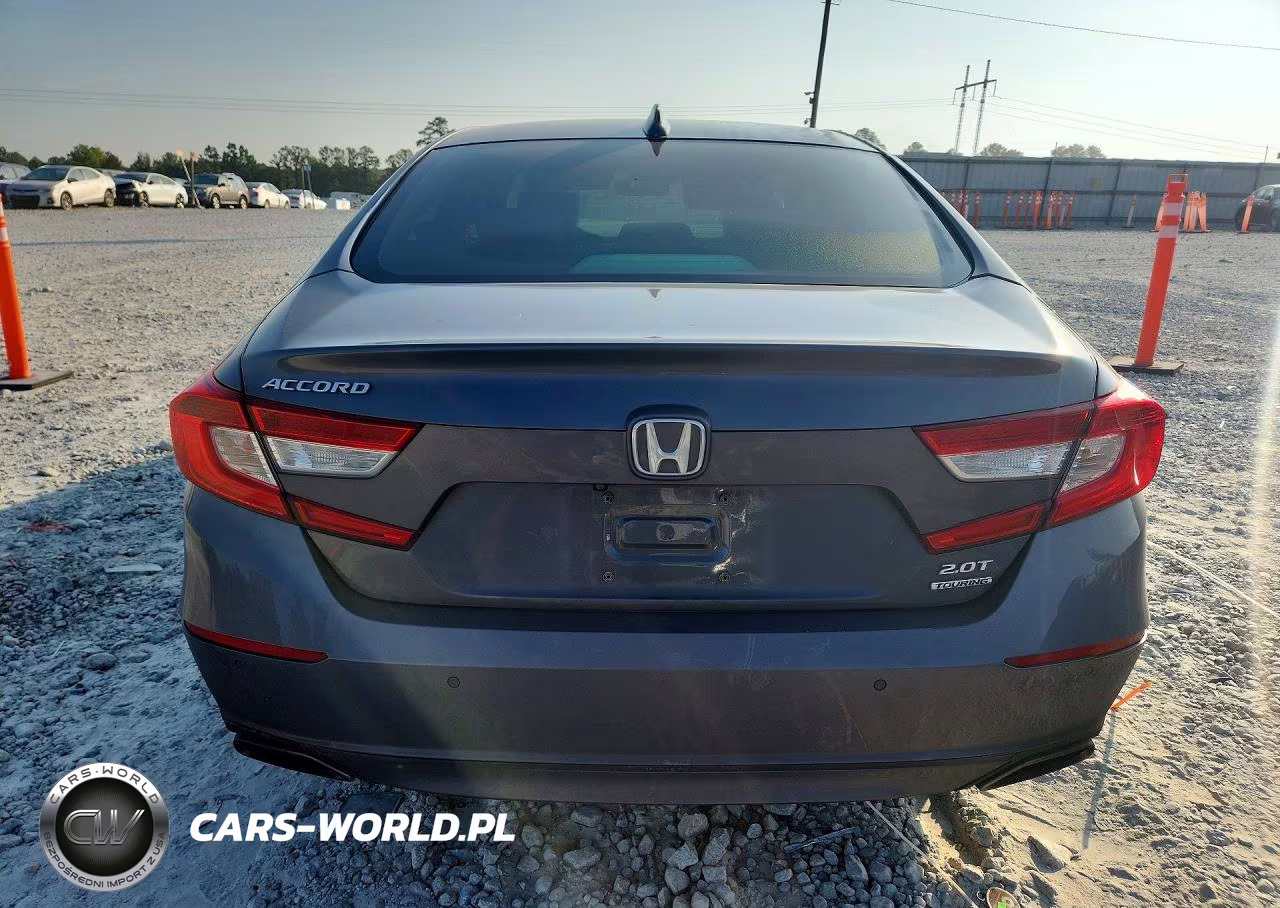 2018 Honda Accord Touring VIN:1HGCV2F98JA027637 - 6
