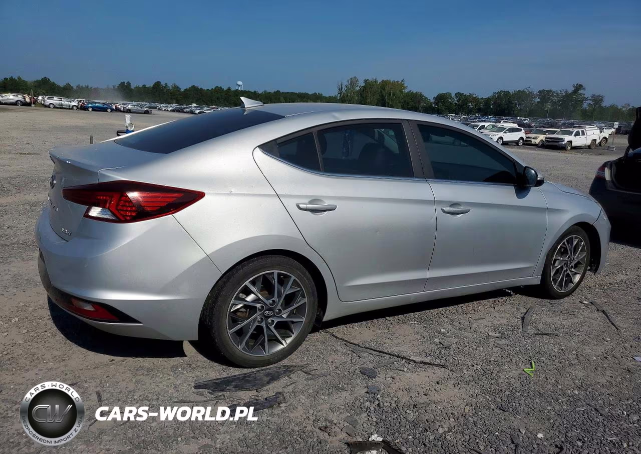 2019 Hyundai Elantra Limited VIN:5NPD84LF2KH460557 - 3