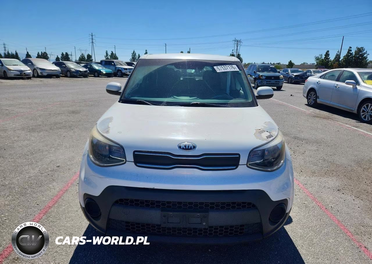 2018 Kia Soul Base VIN:KNDJN2A20J7544170 - 5