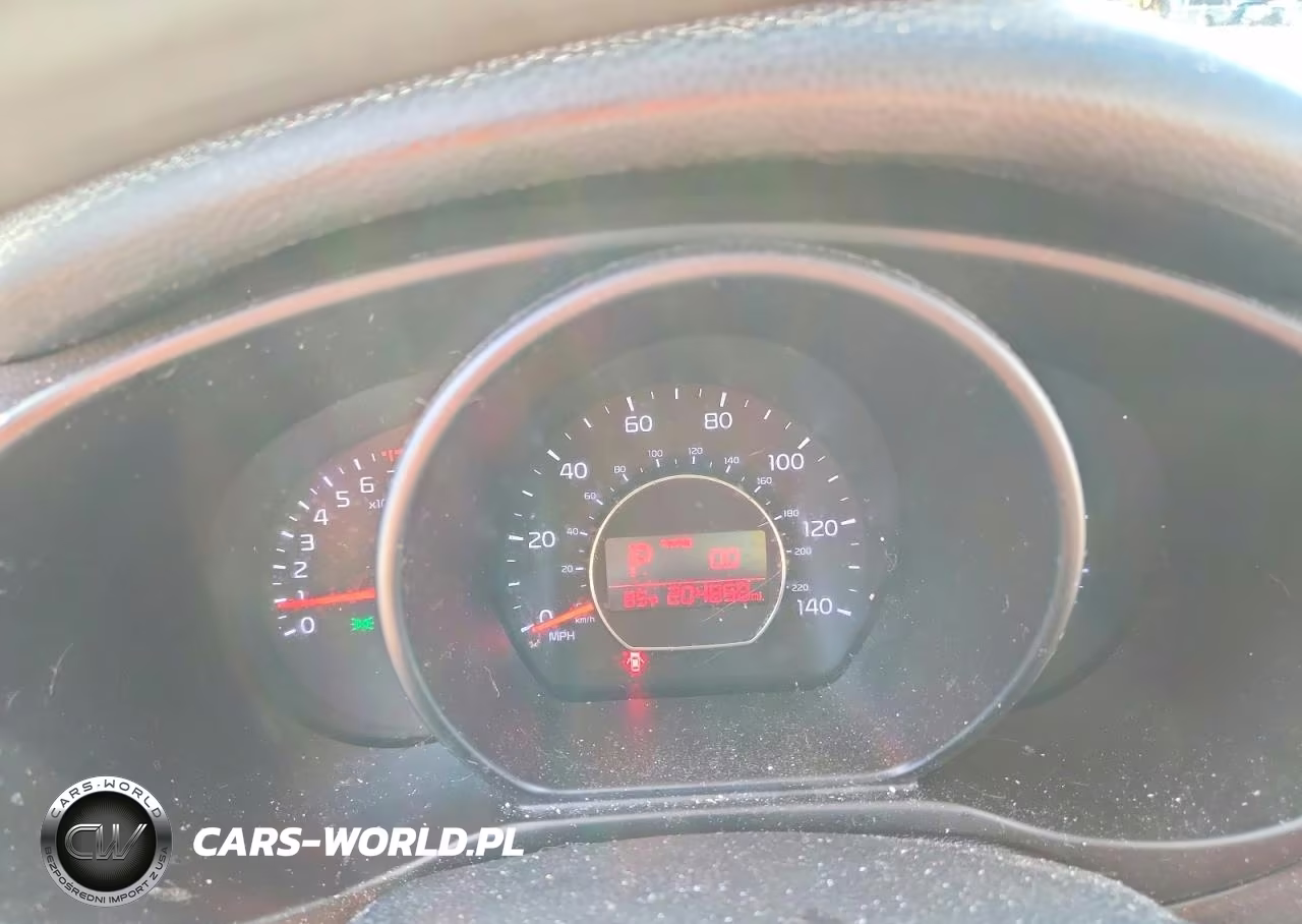 2015 Kia Soul + VIN:KNDJP3A54F7184449 - 9