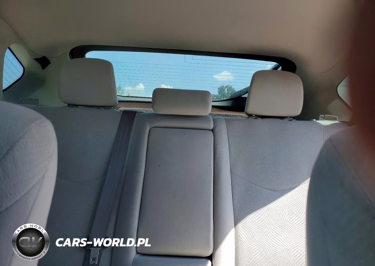 2012 Toyota Prius Two VIN:JTDKN3DU3C1480557 - 10
