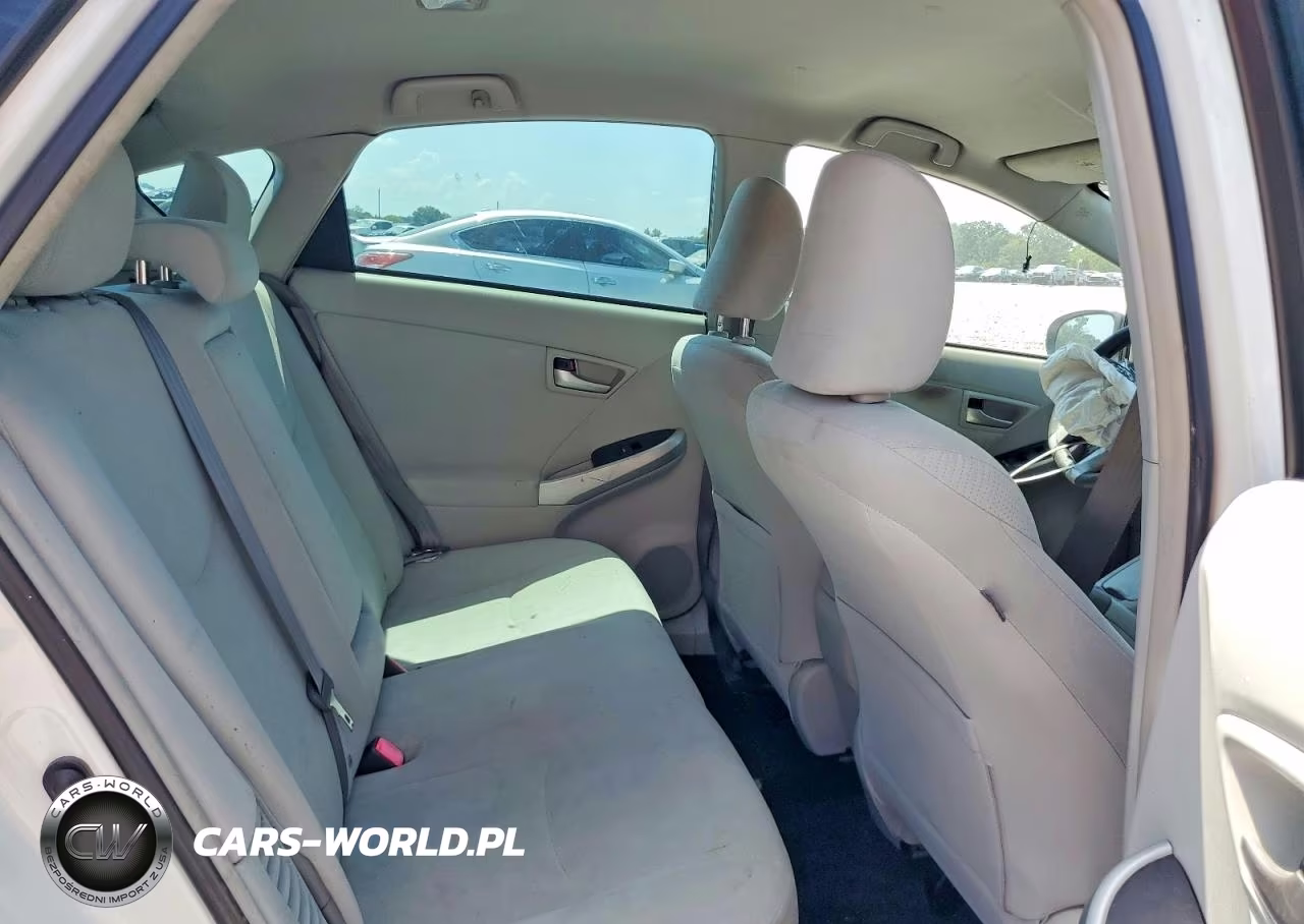 2012 Toyota Prius Two VIN:JTDKN3DU3C1480557 - 11