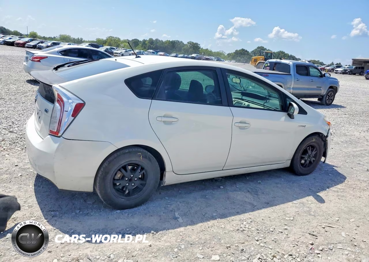 2012 Toyota Prius Two VIN:JTDKN3DU3C1480557 - 3