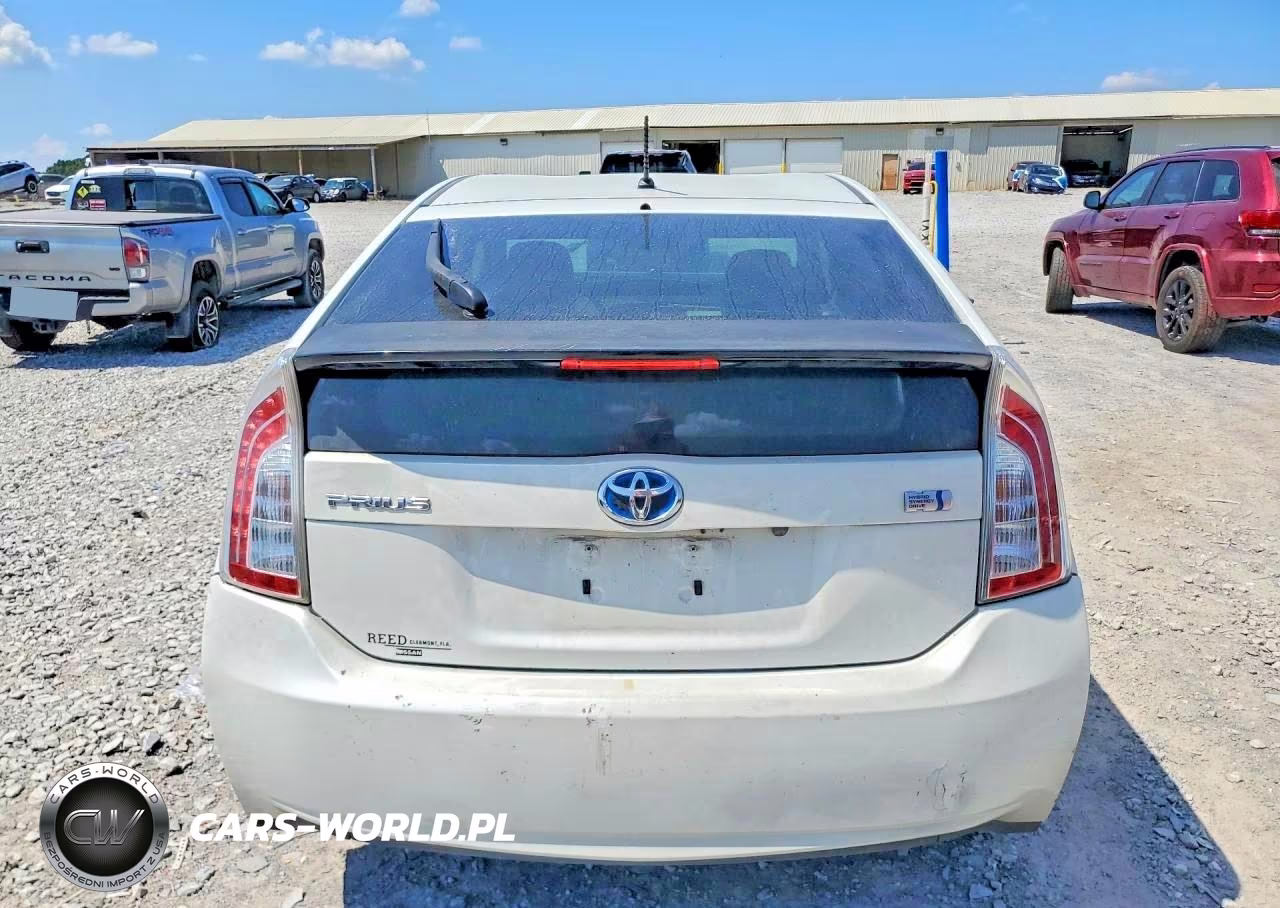 2012 Toyota Prius Two VIN:JTDKN3DU3C1480557 - 6