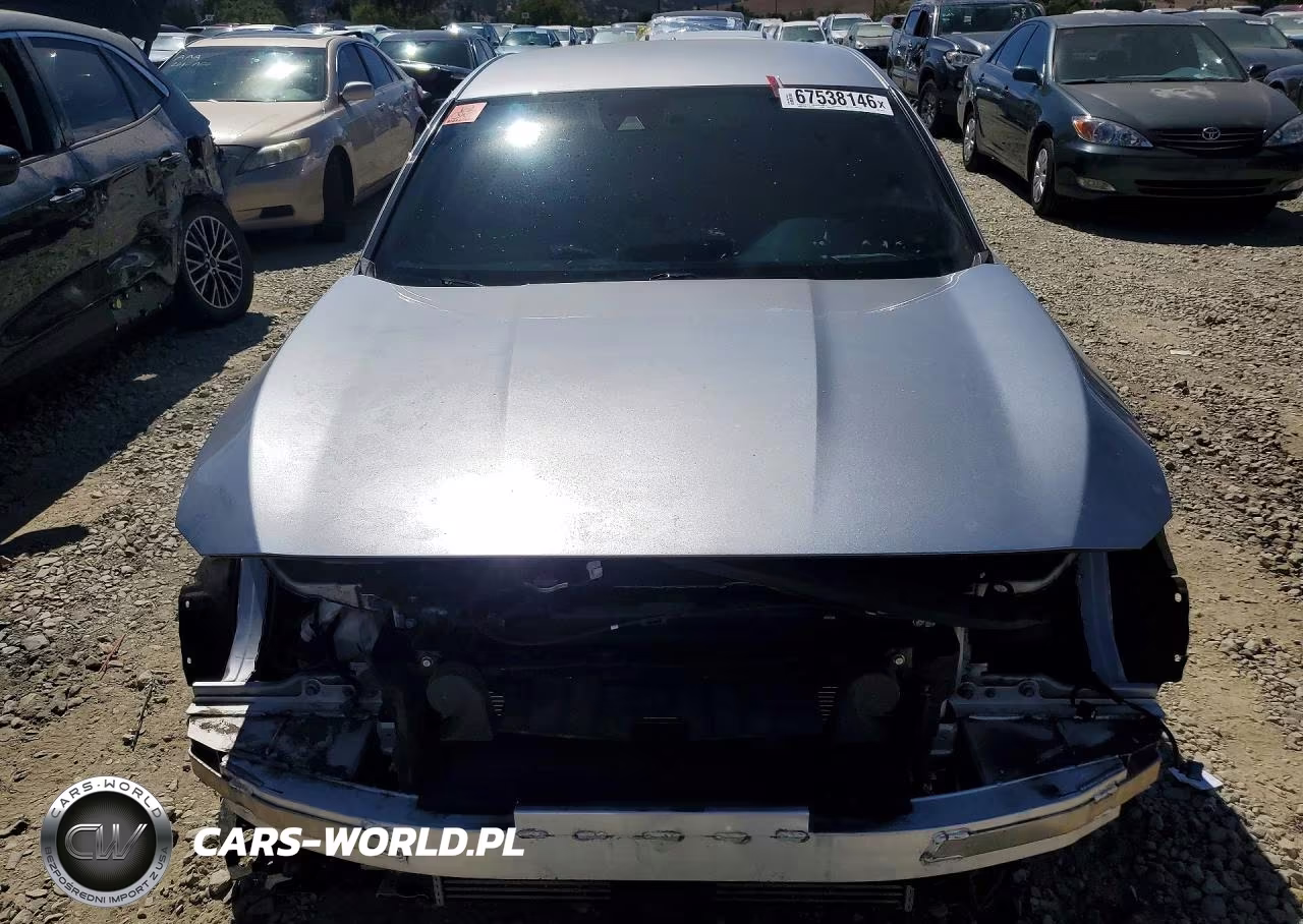 2018 Honda Accord Sport VIN:1HGCV1F36JA164310 - 5