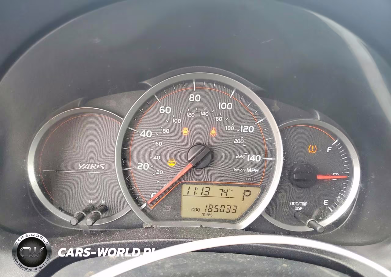 2013 Toyota Yaris 3-Door Le VIN:JTDJTUD30DD567931 - 9