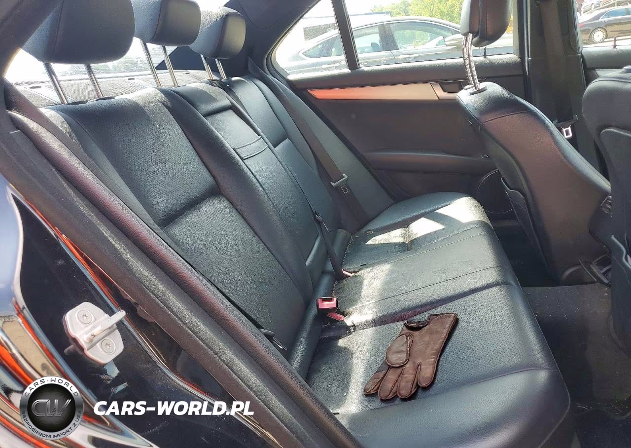 2012 Mercedes-Benz C 250 VIN:WDDGF4HB1CA677024 - 10