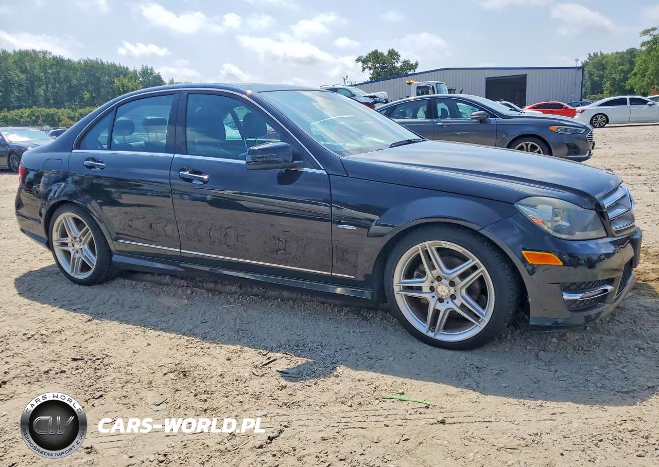 2012 Mercedes-Benz C 250 VIN:WDDGF4HB1CA677024 - 4