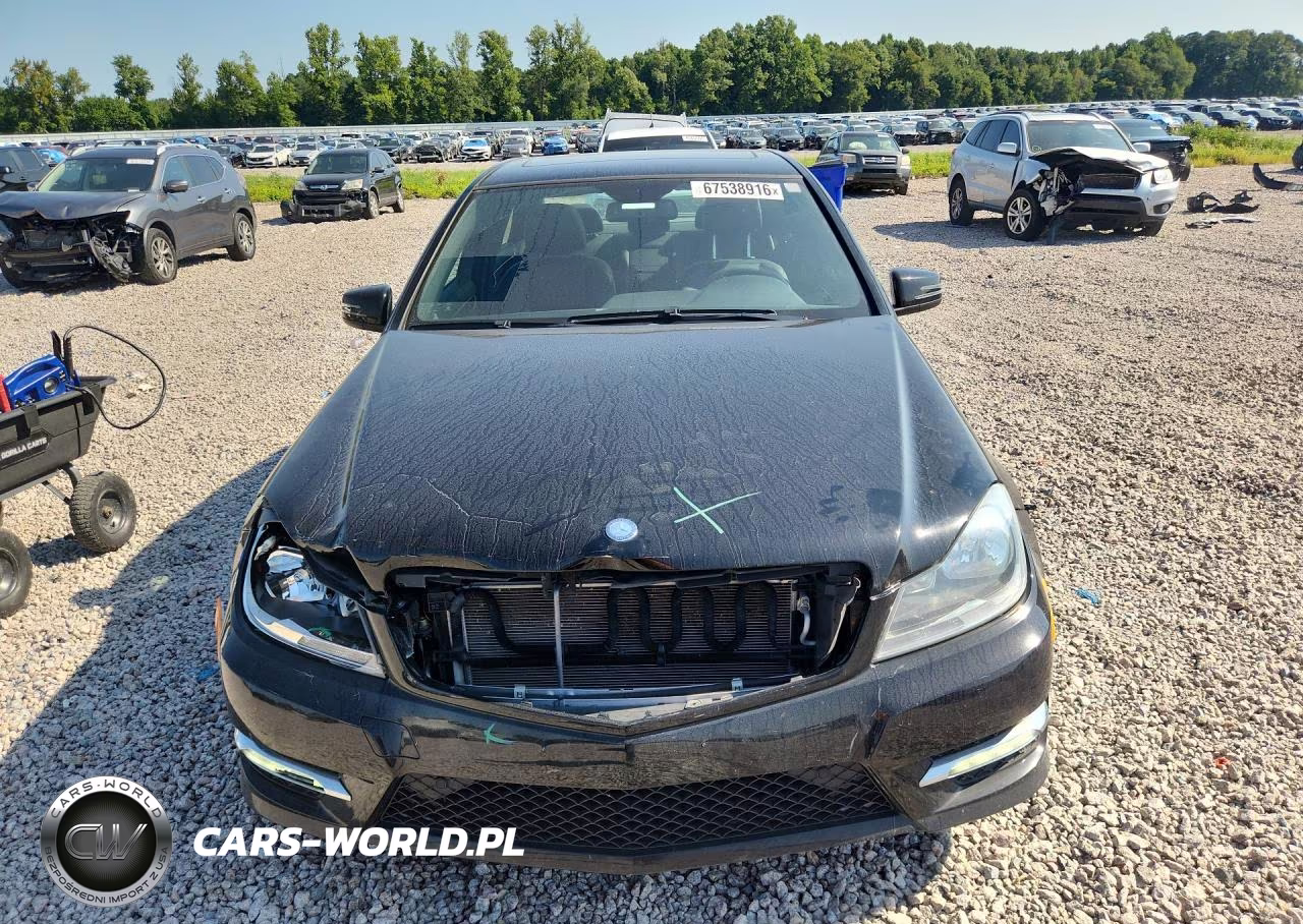 2012 Mercedes-Benz C 300 4Matic VIN:WDDGF8BB9CR228787 - 5