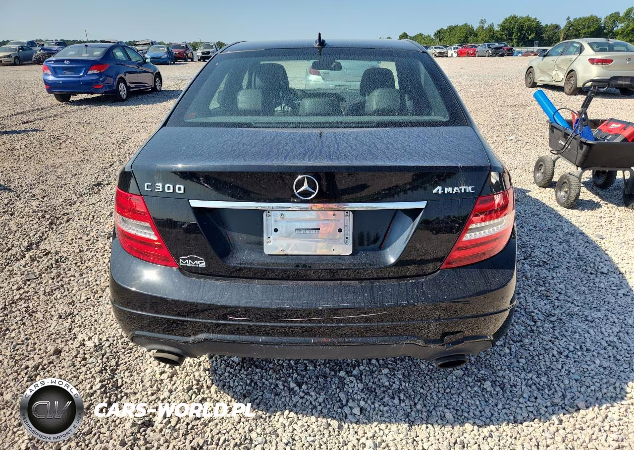 2012 Mercedes-Benz C 300 4Matic VIN:WDDGF8BB9CR228787 - 6