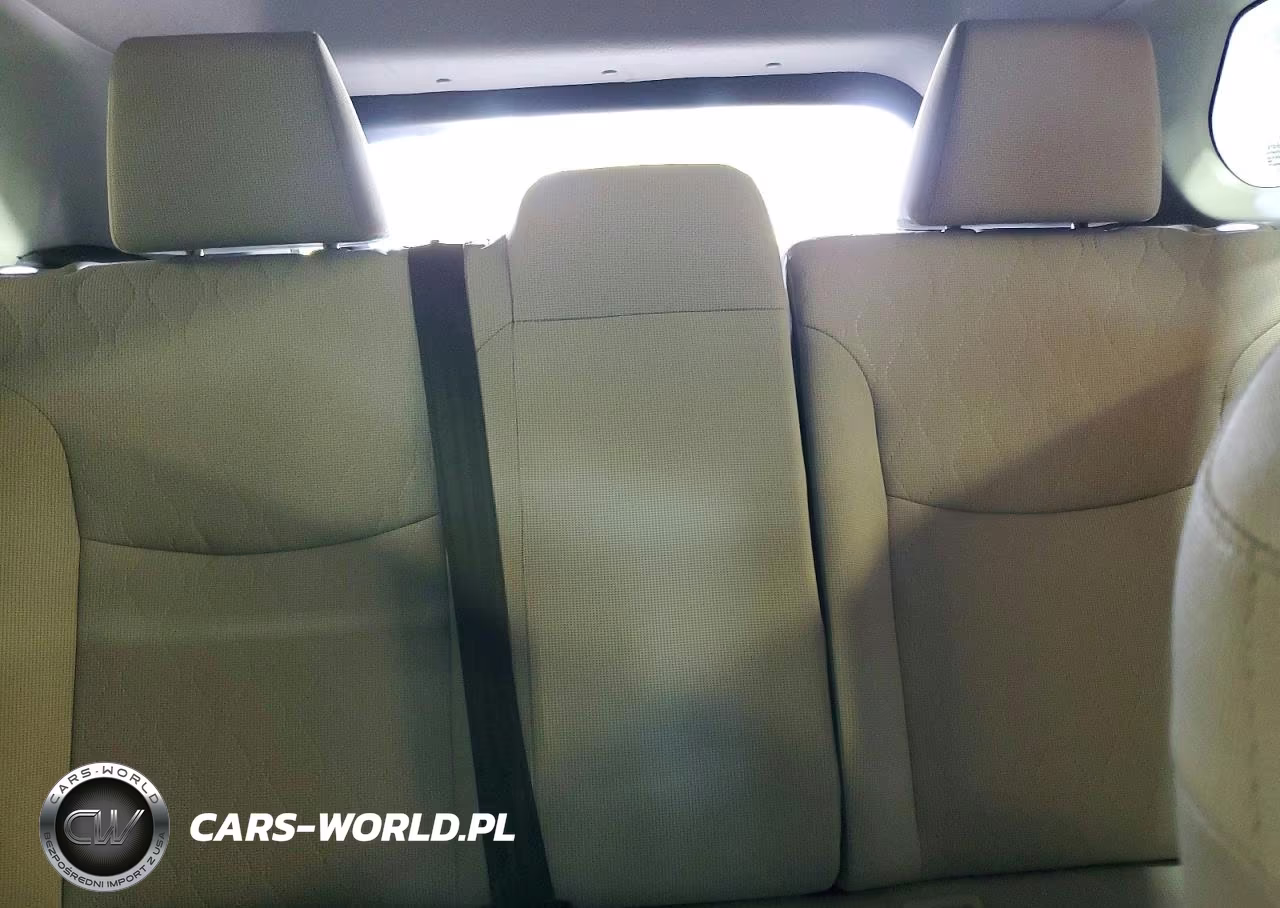 2023 Toyota Corolla Cross L VIN:7MUAAABG5PV076313 - 10