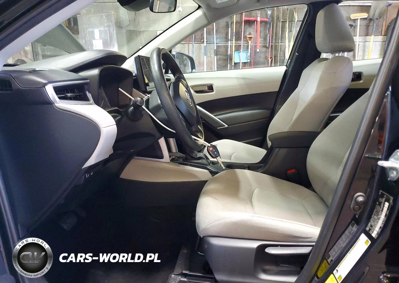2023 Toyota Corolla Cross L VIN:7MUAAABG5PV076313 - 7
