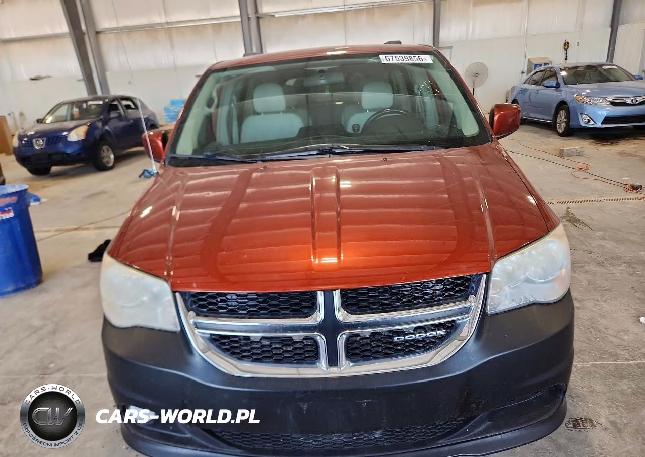 2012 Dodge Grand Caravan Crew VIN:2C4RDGDG4CR229030 - 5