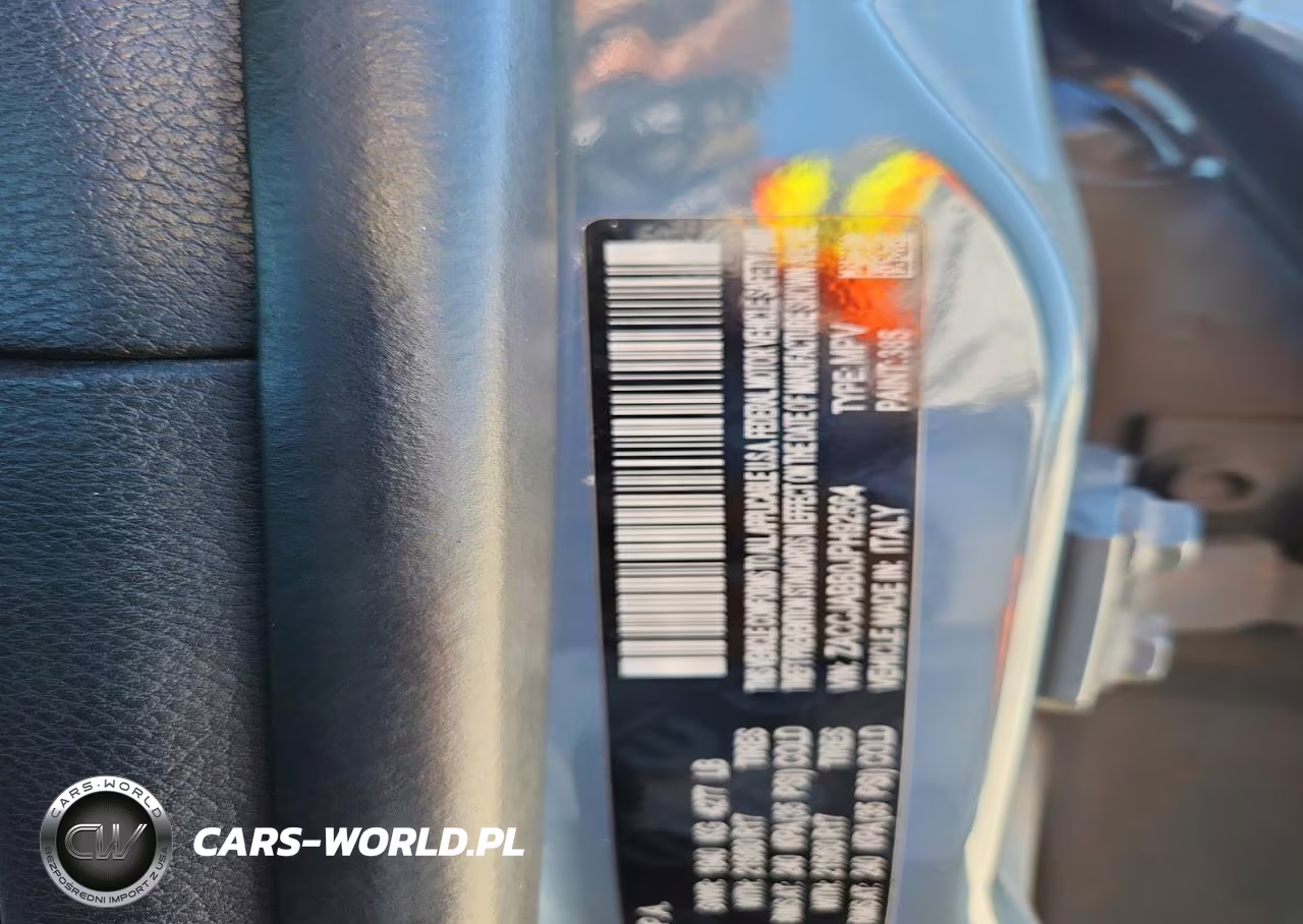 2018 Jeep Renegade Latitude VIN:ZACCJABB0JPH92564 - 12