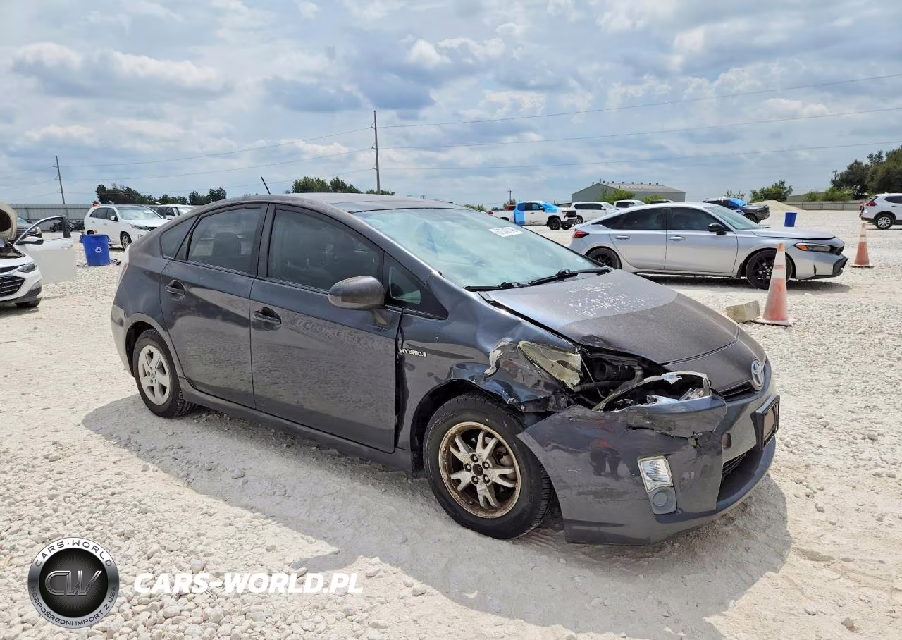 2011 Toyota Prius Four VIN:JTDKN3DU5B1449700 - 4