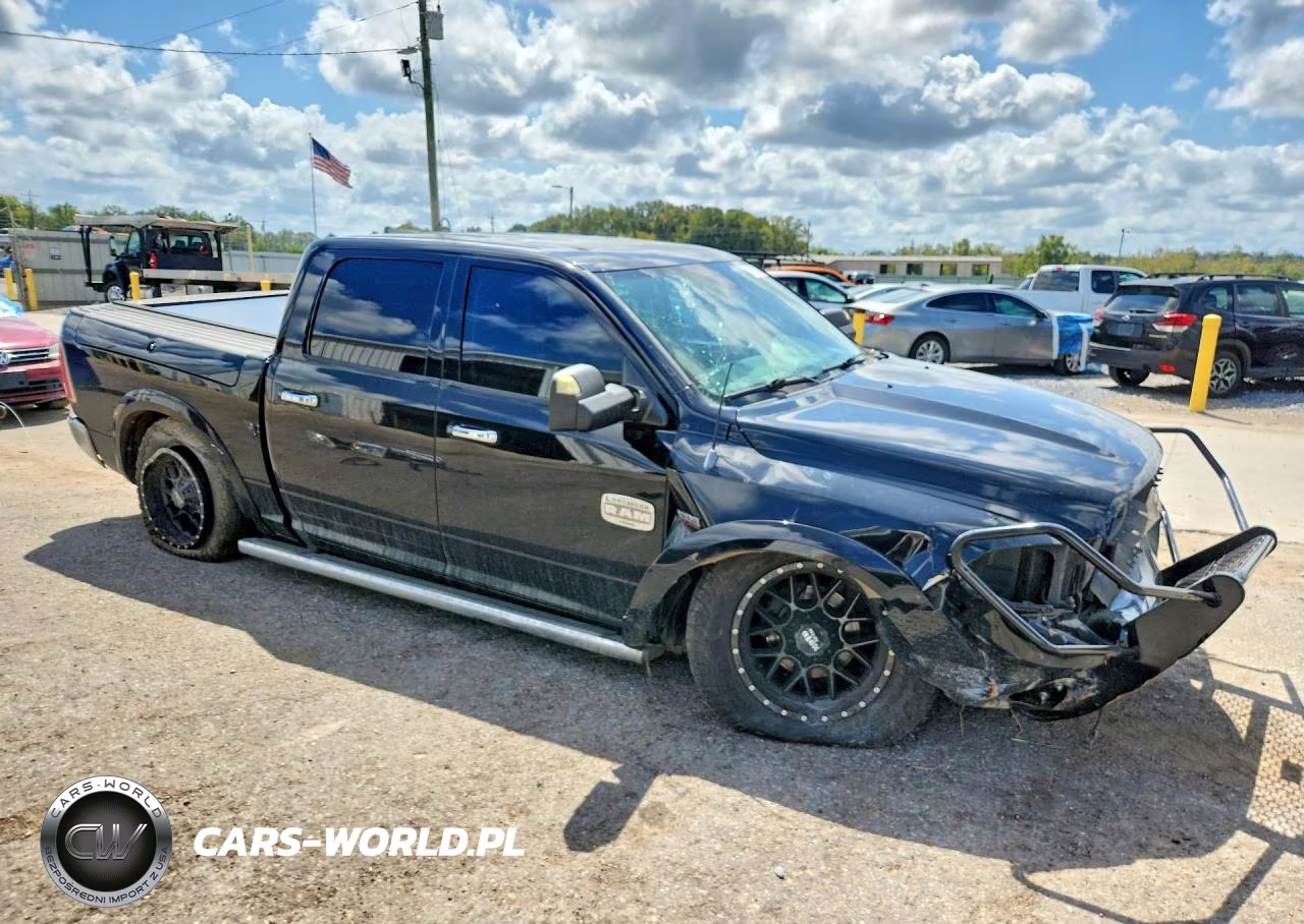 2013 Ram 1500 Longhorn VIN:1C6RR7PT1DS684970 - 4