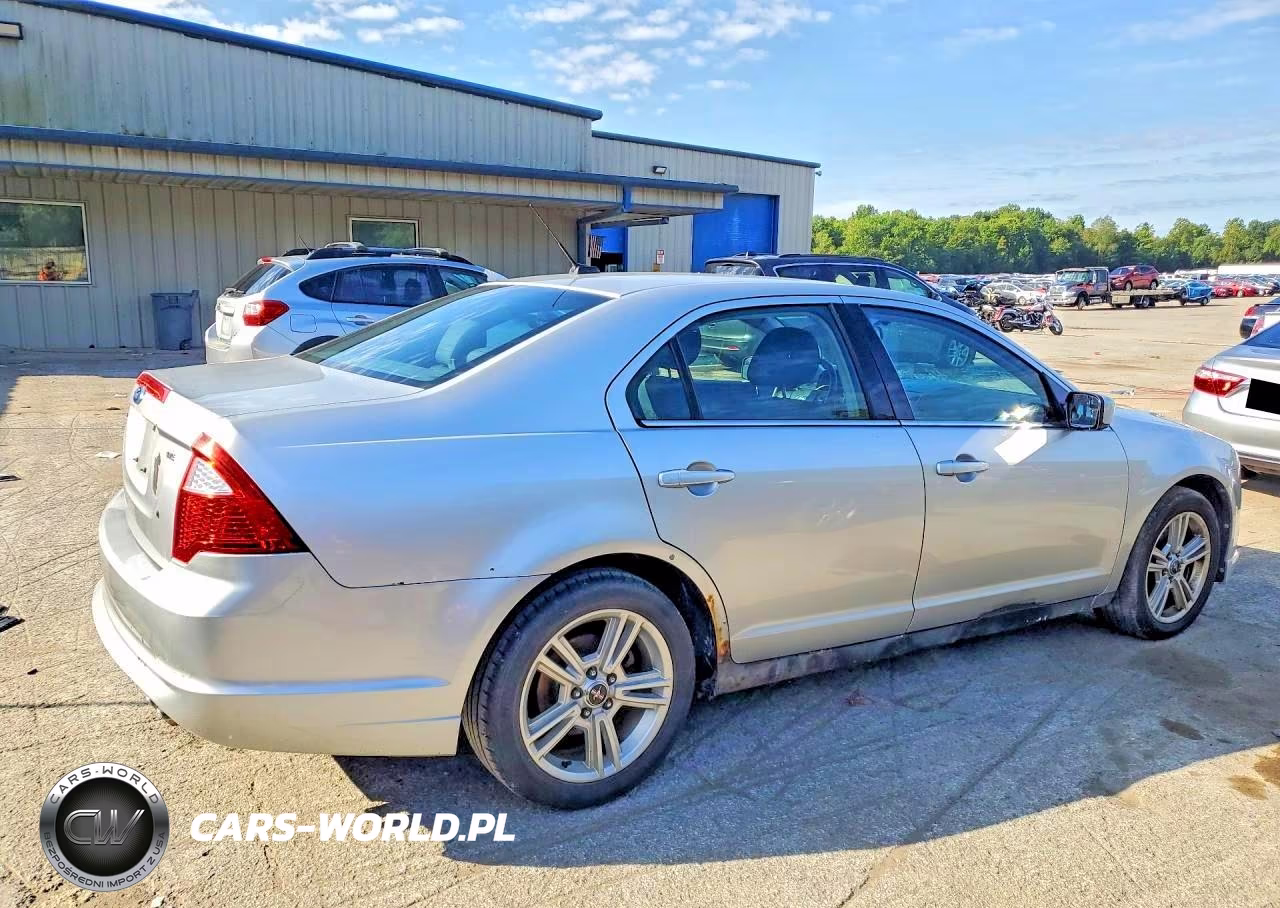 2011 Ford Fusion Se VIN:3FAHP0HA5BR138153 - 3
