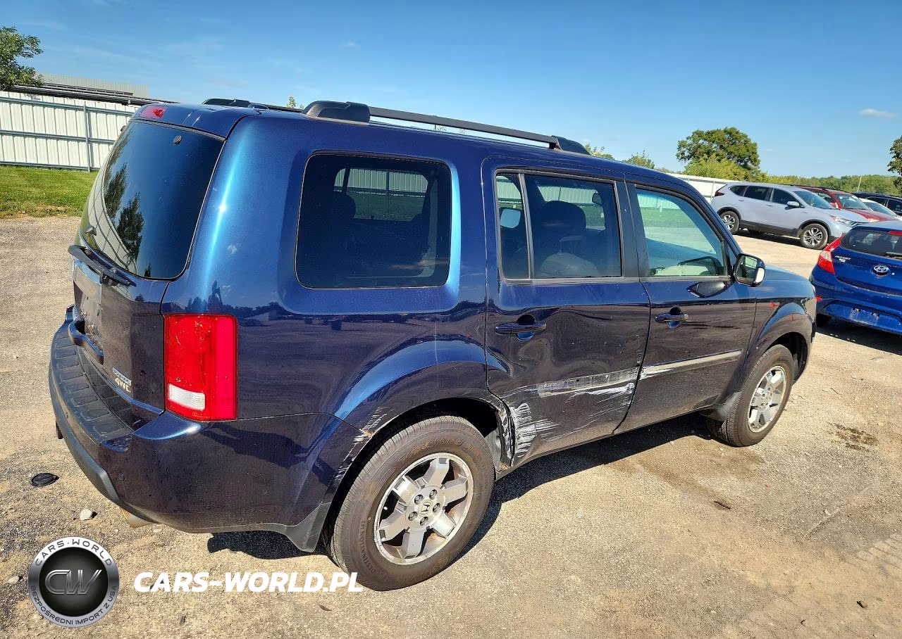 2010 Honda Pilot Touring VIN:5FNYF4H98AB002626 - 3