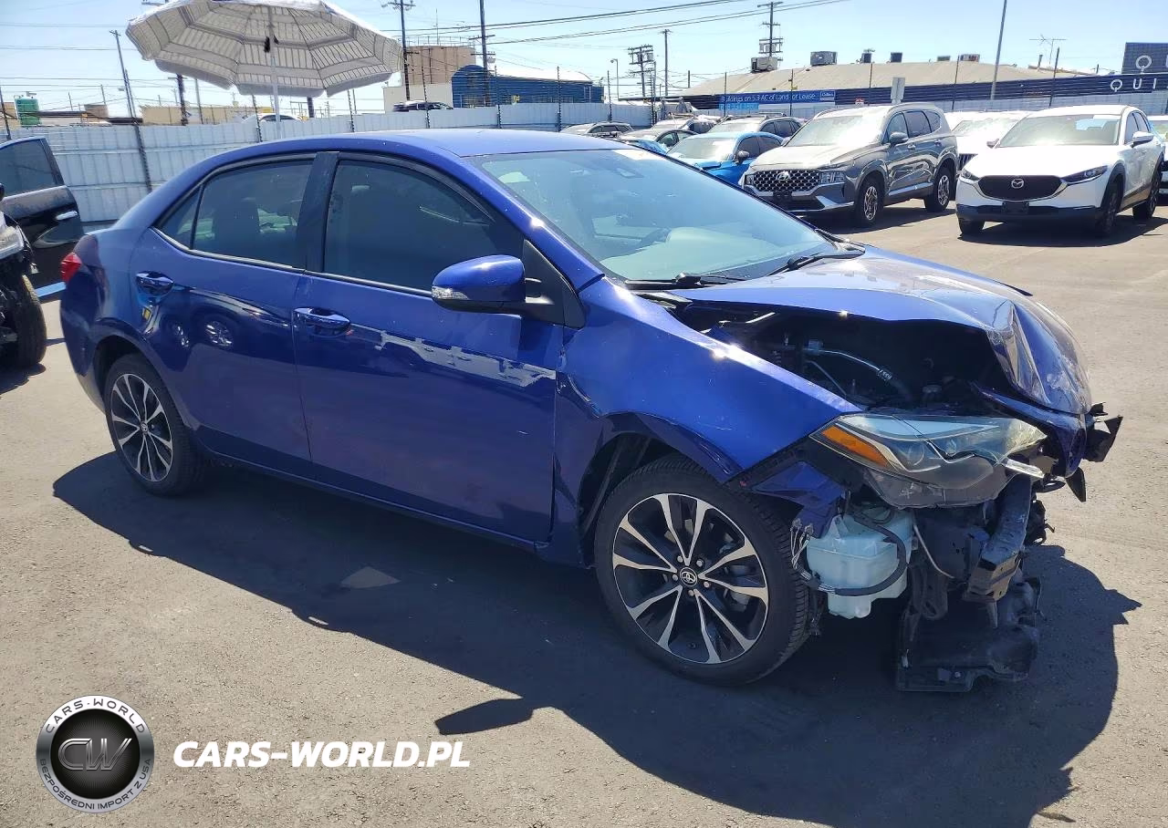 2018 Toyota Corolla Se VIN:5YFBURHE0JP782504 - 4